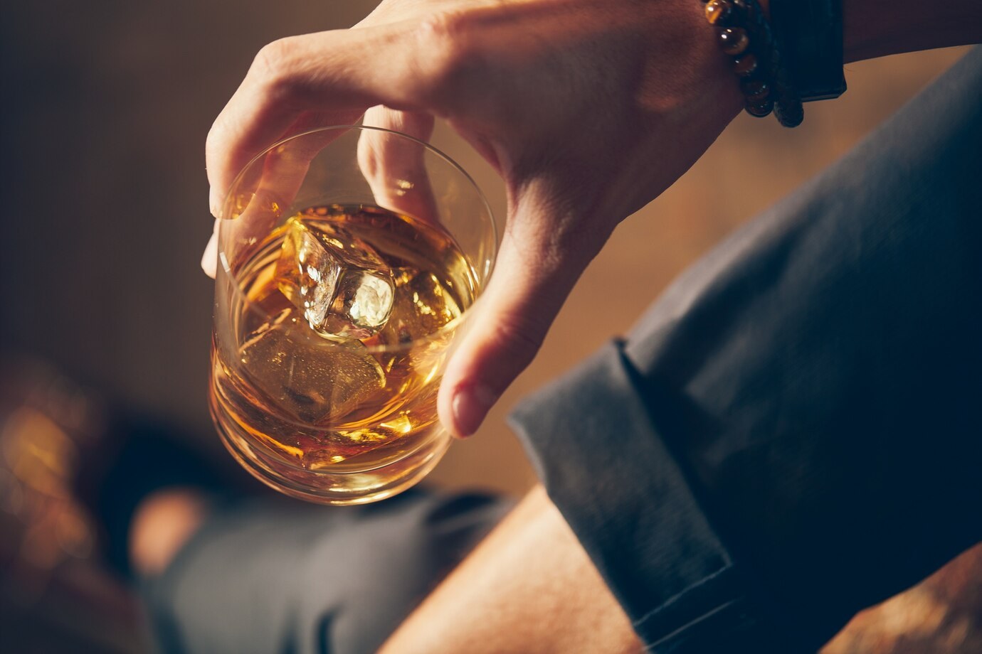 Does Alcohol Affect the Gallbladder? Gallstones & Other Problems